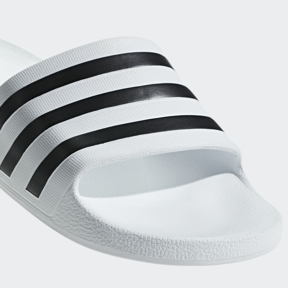 Шльопанці Adidas ADILETTE AQUA F35539 р.38 білий