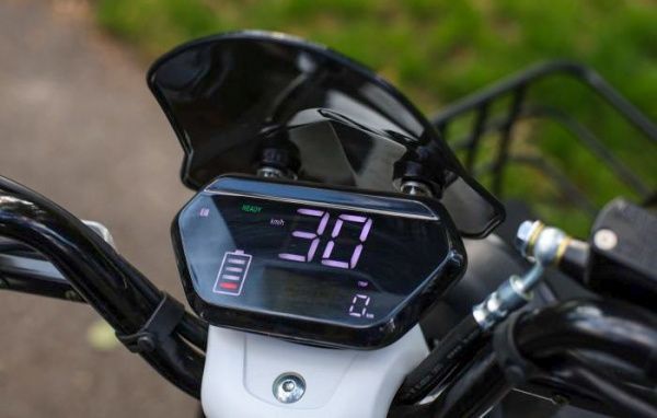 Электроскутер Maxxter COURIER (black)