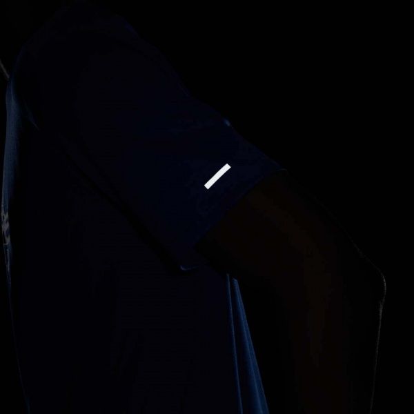 Футболка Nike df miler top ss wr gx DA1181-480 р.S блакитний