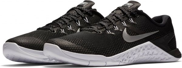 Кроссовки Nike WMNS METCON 4 924593-001 р.7 черный