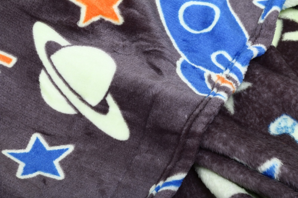 Плед Bambinelli плюшевый Астронавт 130х170 см серый