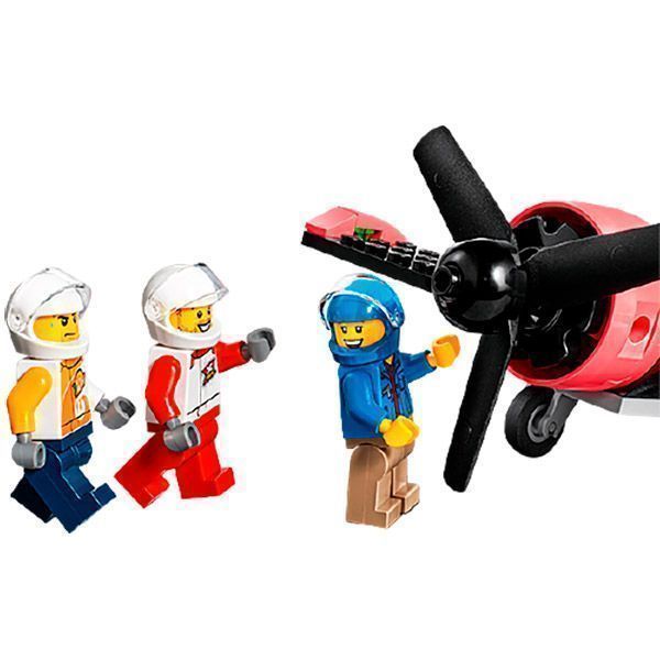Конструктор LEGO City Воздушная гонка 60260