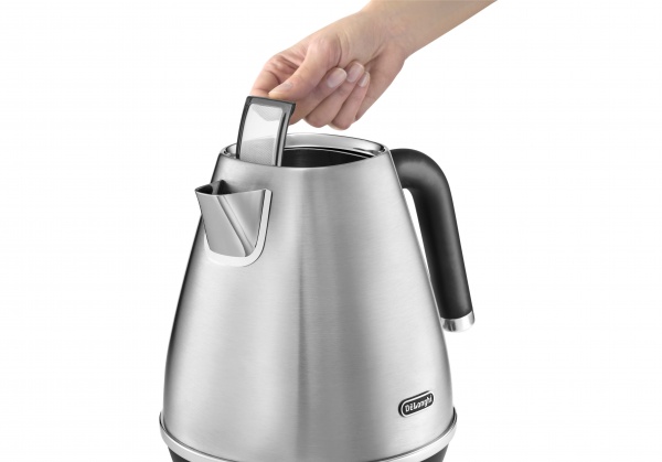 Электрочайник Delonghi KBI2001.M 