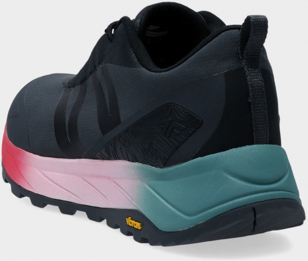 Кроссовки 4F SPORTSHOES F005 4FAW22FSPOF005-20S р.37 черный