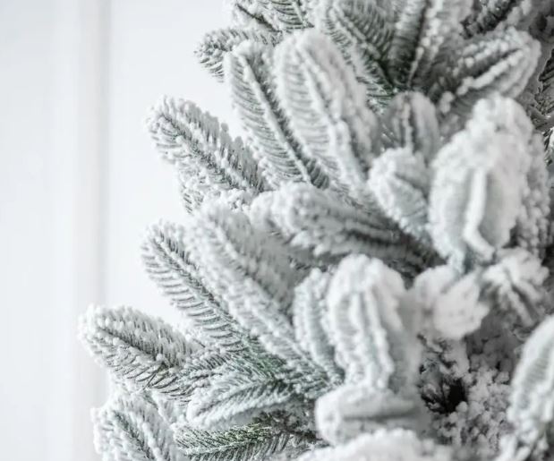 Искусственная елка Лапландська заснеженная 0,9 м белый с зеленым