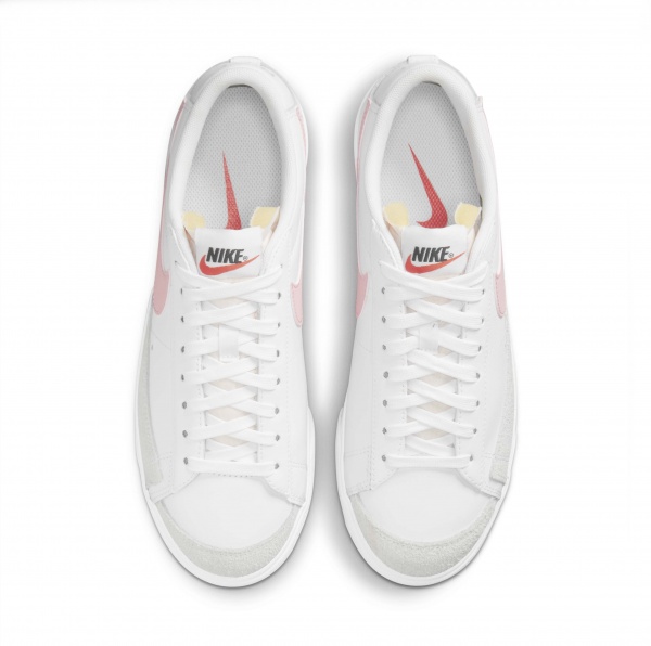 Кросівки Nike Blazer Low Platform DJ0292-103 р.37,5 US 6,5 23,5 см білий