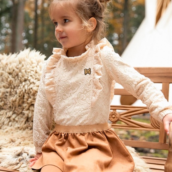 Платье Koko Noko с кружевом U44902-37 р.104 бежевый U44902-37 