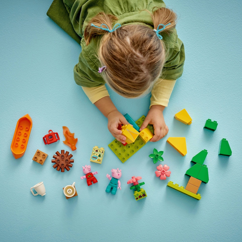 Конструктор LEGO DUPLO Туристический поход 10452