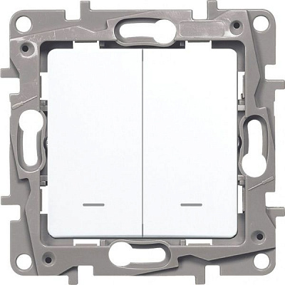 Выключатель двухклавишный Legrand Etika 672204 с подсветкой 10 А 230В IP20 белый