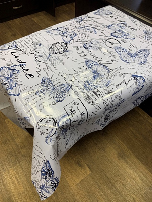 Скатерть Бабочка 3-шаровая (ПВХ) 137x200 см мульти Даріана 