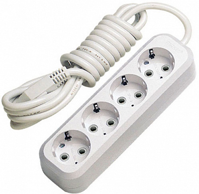 Удлинитель Makel с заземлением 4 гн. белый 2 м MGP153 