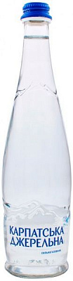 Вода Карпатська джерельна минеральная сильногазированная 0.5 л (4820051241261)