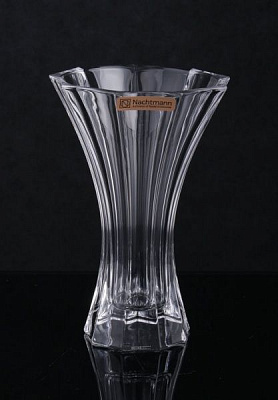 Ваза стеклянная прозрачная Saphir 18 см Nachtmann