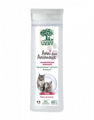 Шампунь Larbre Vert с экстрактом цветков вишни 250 мл для котов