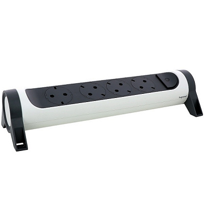 Колодка Legrand премиум 4х2К+З с заземлением 4 гн. бело-черный 694544 