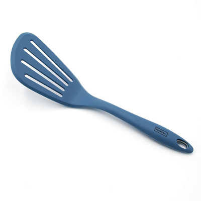 Лопатка кухонная Lessner с прорезями скошенная Sky Blue 32 см