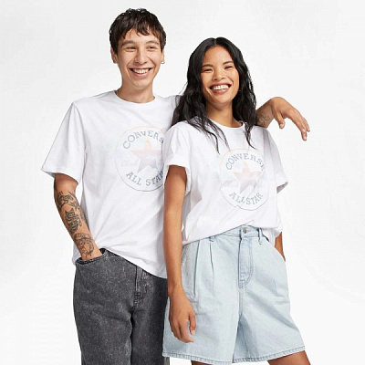 Футболка Converse CLASSIC FIT SEASONAL CHUCK PATCH TEE 10024575-102 р.S белый