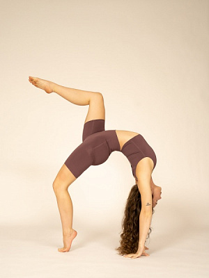 Велосипедки 4F SHORTS FNK 4FAW22TFSHF213-80S р. S коричневый