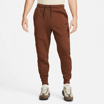 Брюки Nike M NSW TCH FLC JGGR CU4495-259 р. S коричневый