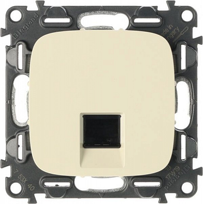 Розетка комп’ютерна Legrand Allure кремовий 753840
