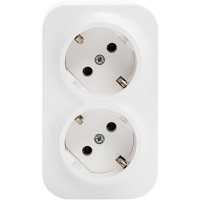 Розетка двойная с заземлением Legrand Forix без шторок без крышки белый 782413