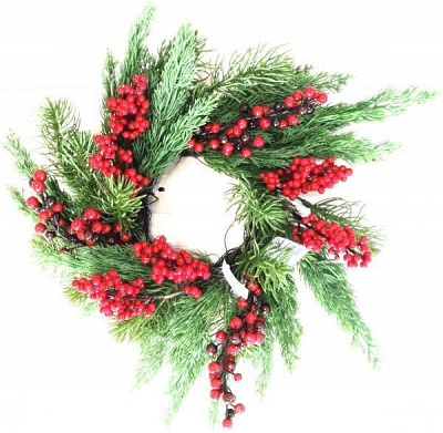 Вінок новорічний з ягідками та хвоєю d460 мм 35169
