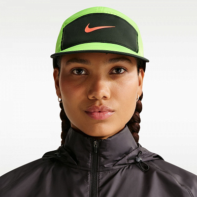 Кепка Nike FB5624-332 L-XL зеленый