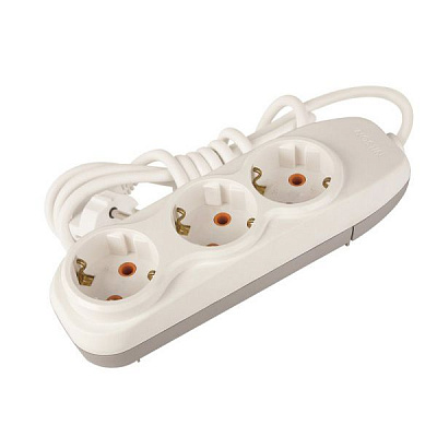Удлинитель Nilson 3 гнезда 5 м c заземлением белый