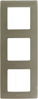 Рамка тримісна Legrand Etika універсальна світла галька 672523