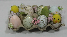 Декорація великодня яйця на лотку із курчам A54187C 6 см