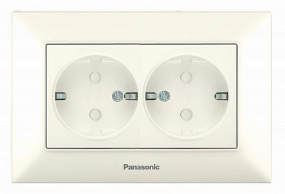 Розетка подвійна із заземленням Panasonic Arkedia Slim зі шторками кремовий 480200233