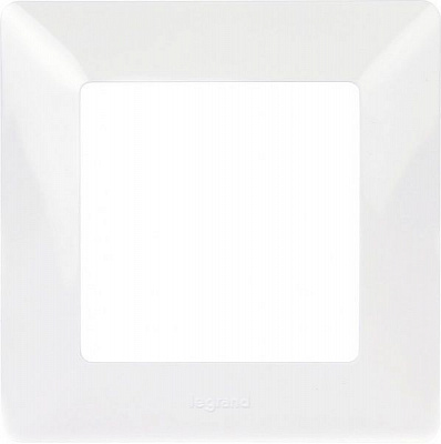 Рамка одноместная Legrand Life универсальная белый 754007