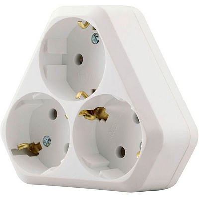 Тройник Makel с заземлением 3 гн. белый 10001204 