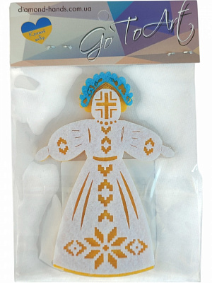 Декоративное изделие GoToArt из фетра Мотанка 10x7,5 см белый/желтый