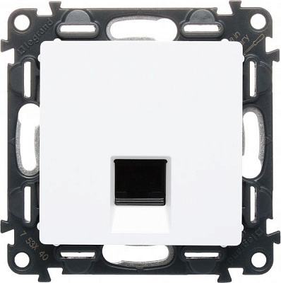 Розетка компьютерная Legrand Life белый 753440