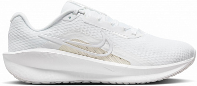 Кросівки жіночі Nike W DOWNSHIFTER 13 FD6476-101 р.36,5 білі