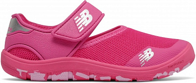 Сандалі New Balance YO208MG2 р.35,5 рожевий