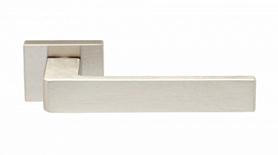 Ручка на розетке Ilavio 2038 матовый хром