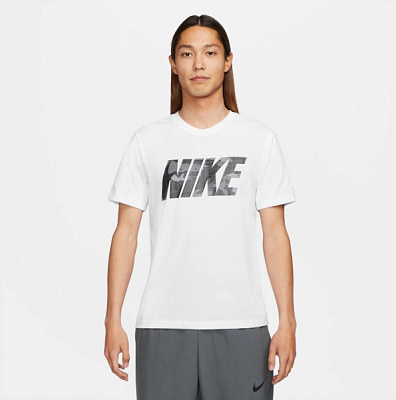 Футболка Nike DM5669-100 р.S белый