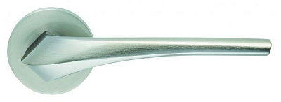 Ручка на розетці Ilavio 2391 без замикання матовий хром