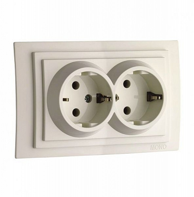 Розетка подвійна із заземленням Mono Larissa без кришки крем 103-171704-120