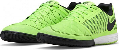 Футзальне взуття Nike Lunar Gato II IC 580456-301 р. US 9,5 салатовый