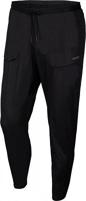 Брюки Nike M NK TCH PCK ULT LT PANT PRTCT CJ5756-010 р. XL черный