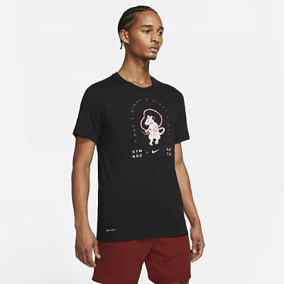 Футболка Nike M NK DF TEE GFX STY SU21 DA1768-010 р. M чорний