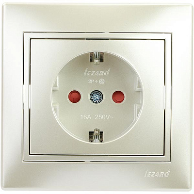 Розетка із заземленням Lezard Mira 16 А 250 В 701-3030-124В зі шторками білий