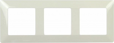 Рамка тримісна Legrand Life універсальна кремовий 754043