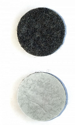 Накладка меблева круг 20 мм чорна 40 шт.