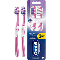 Зубная щетка Oral-B 3D White 1+1 средней жесткости