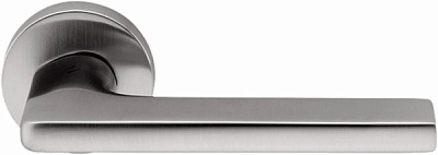 Ручка на розетці  Colombo Gira матовий хром