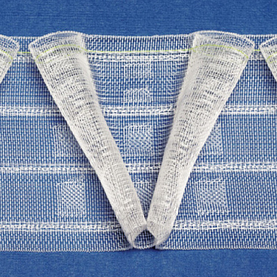 Тесьма Moderato 41843/76 прозрачная V-пучки 1:2.5 4 ряда петель